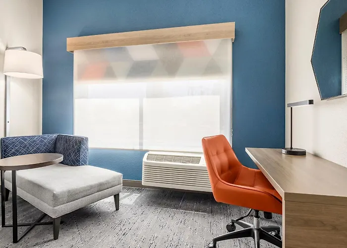 Holiday Inn Express & Suites - Phoenix West - Tolleson By Ihg