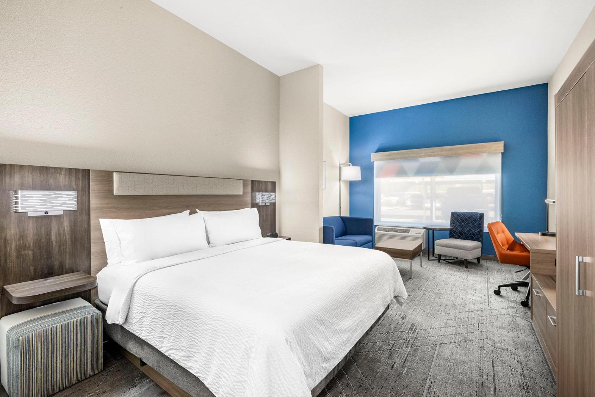 Hotel Express & - West - Tolleson By Ihg 2*